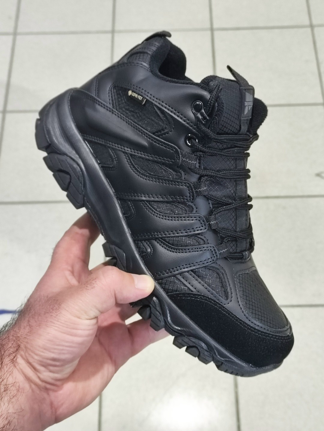 зимние кроссовки salomon,кроссовки salomon,ботинки salomon,спортивная ,salomon x ultra 3 wide mid gtx