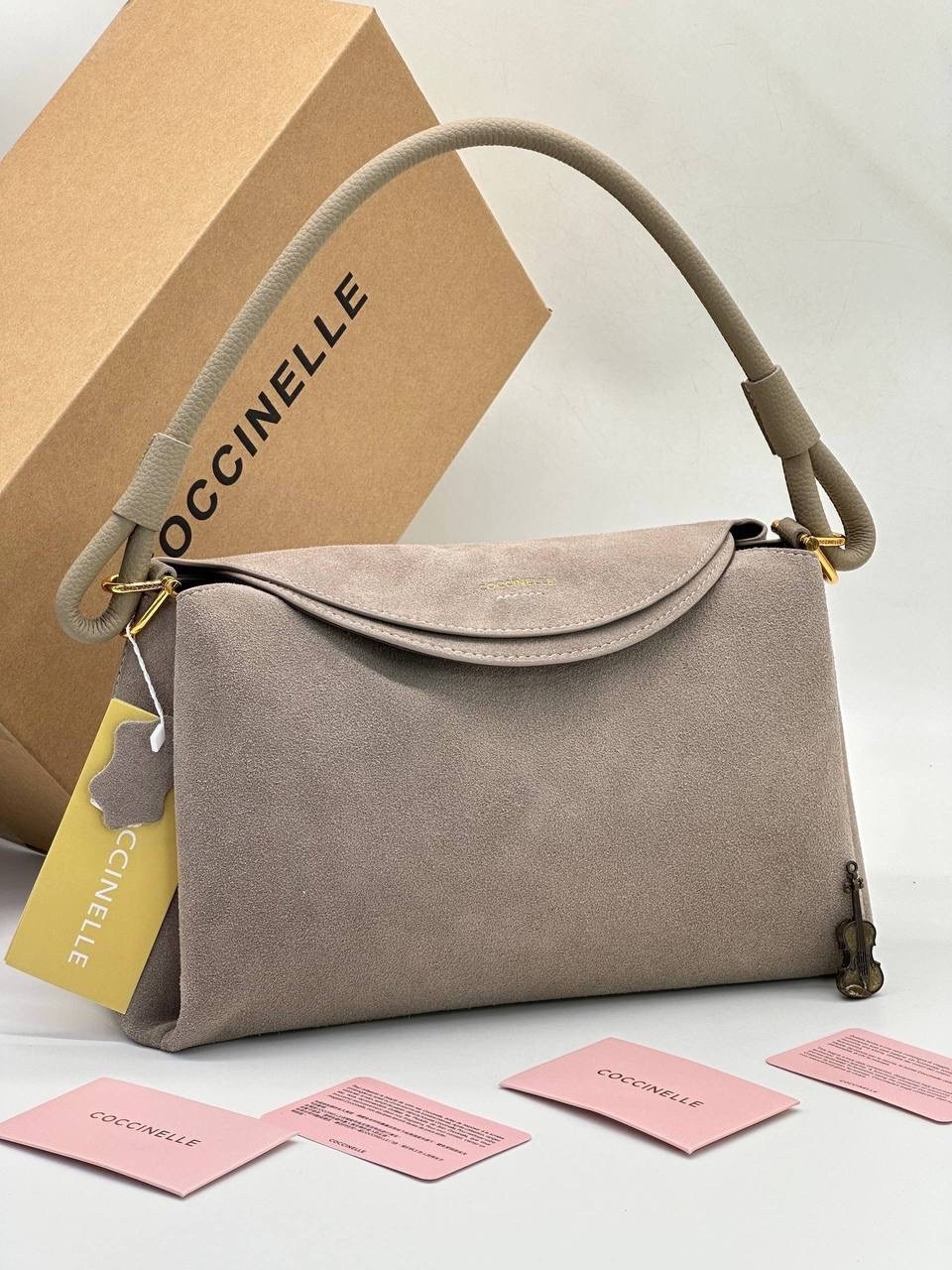 сумка замшевая coccinelle,сумка coccinelle,сумка женская coccinelle натуральная замша,сумка натуральная замша багет tony viraty,сумка женская coccinelle