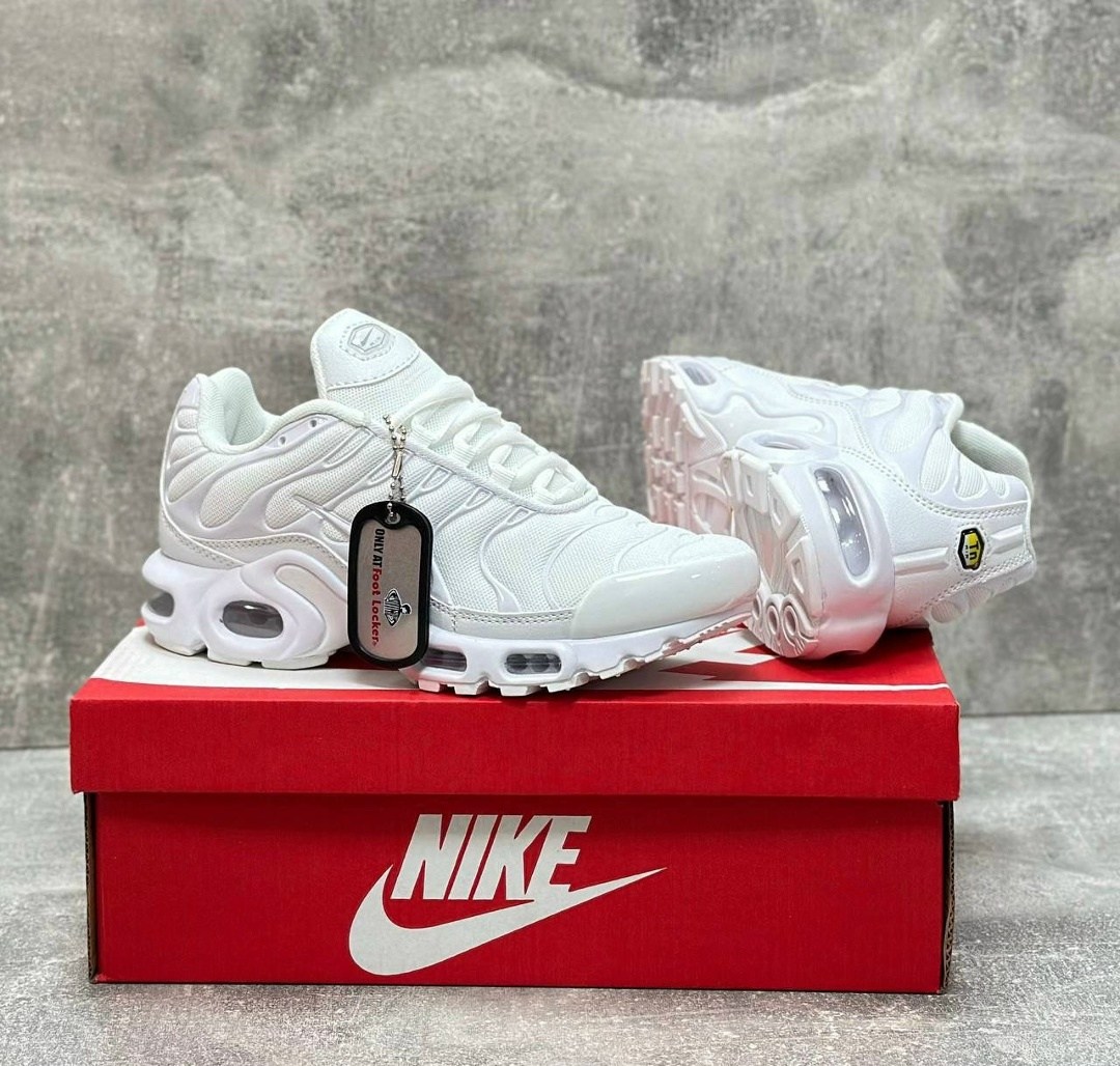 кроссовки nike air max plus tn,кроссовки,кроссовки найк тн белые,nike air max plus tn,мужские кроссовки nike air max tn plus