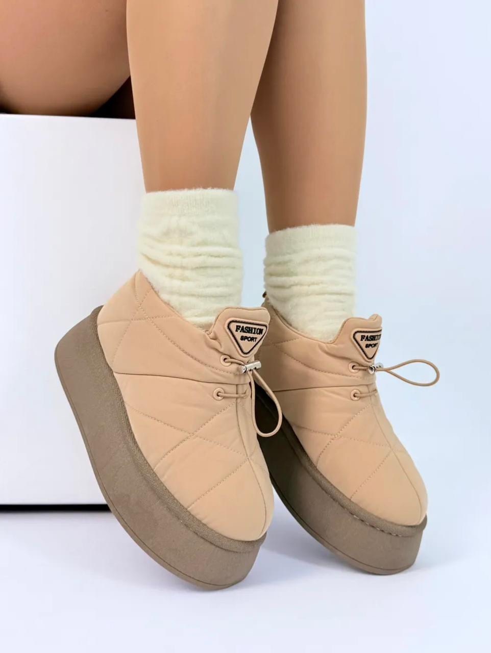 ,дутики женские,дутики,угги дутики женские короткие на высокой платформе,угги женские
