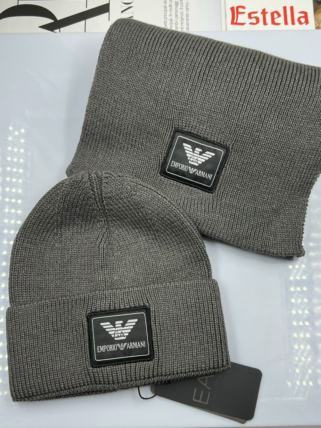 шапка армани,шапка emporio armani,шапки комплект,мужская шапка,комплект шапка и шарф