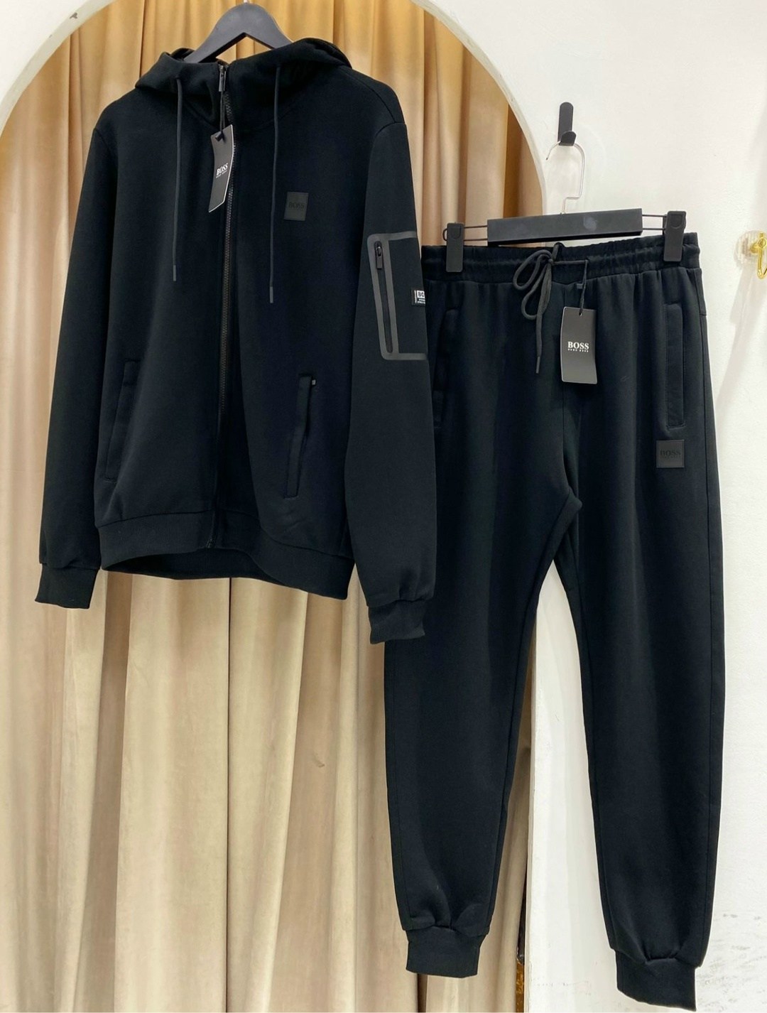 луи виттон спортивный костюм мужской,мужские спортивные костюмы,спортивный костюм,мужской трикотажный костюм armani,мода мужская