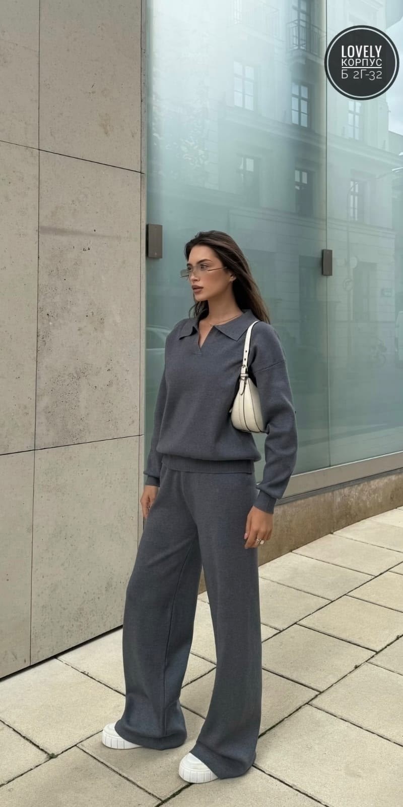 женский трикотажный костюм бордовый,трикотажные костюмы,женский костюм бордовый,спортивный костюм женский модный 2025 бордовый