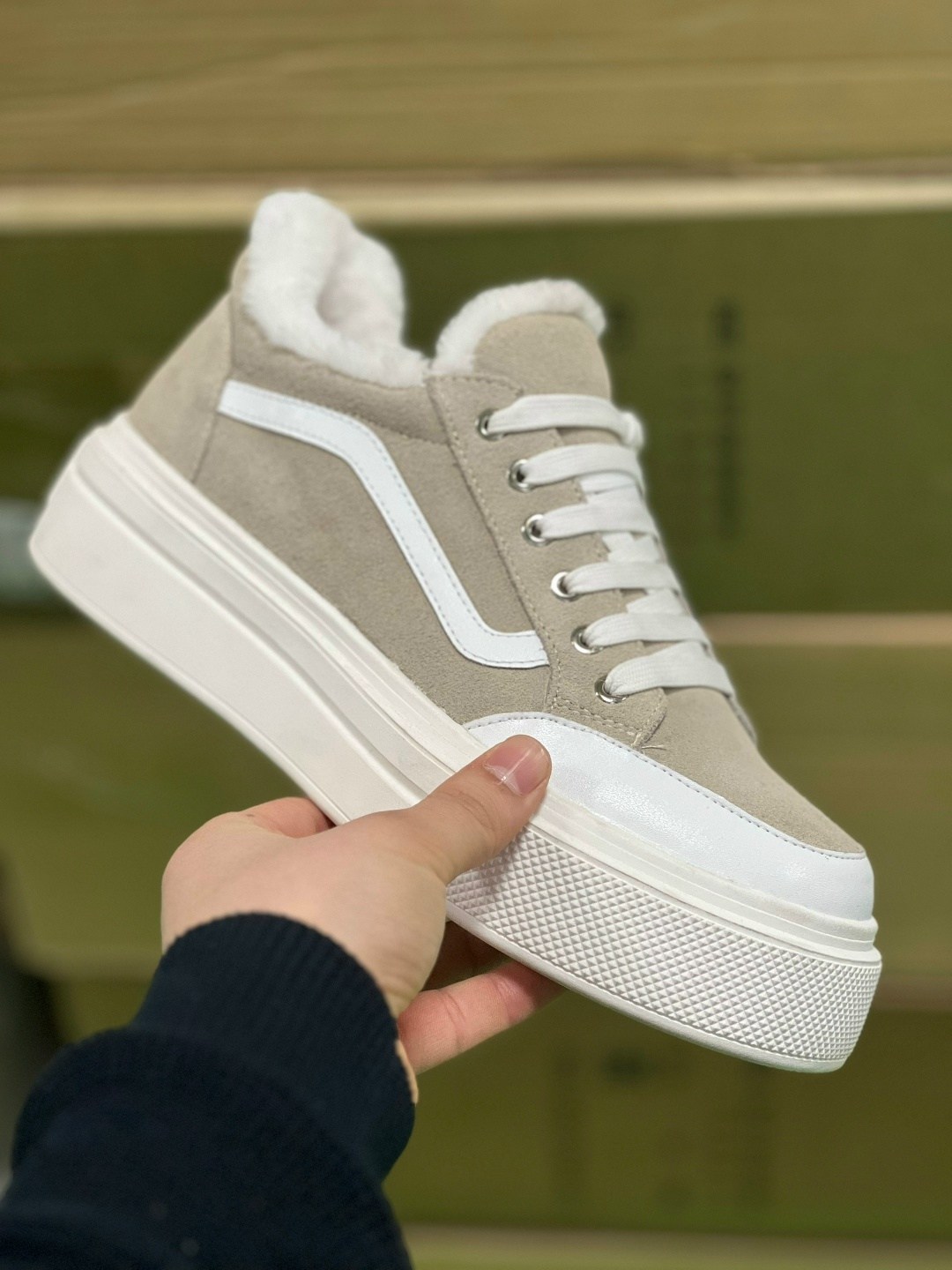 ,зимние кеды на платформе,зимние женские кроссовки,кроссовки замш,кроссовки женские