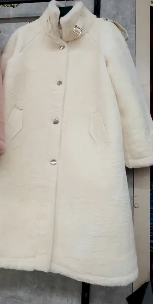 шуба искусственная,меховое пальто,шубка,пальто из овечьей шерсти,теплое пальто