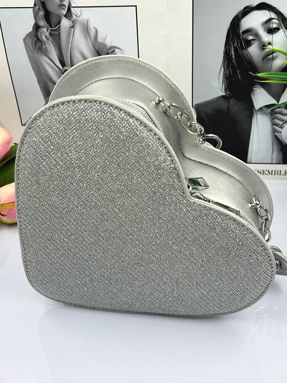 сумка сердце,сумка в форме сердца,сумочка,сумочка модная,модная сумка