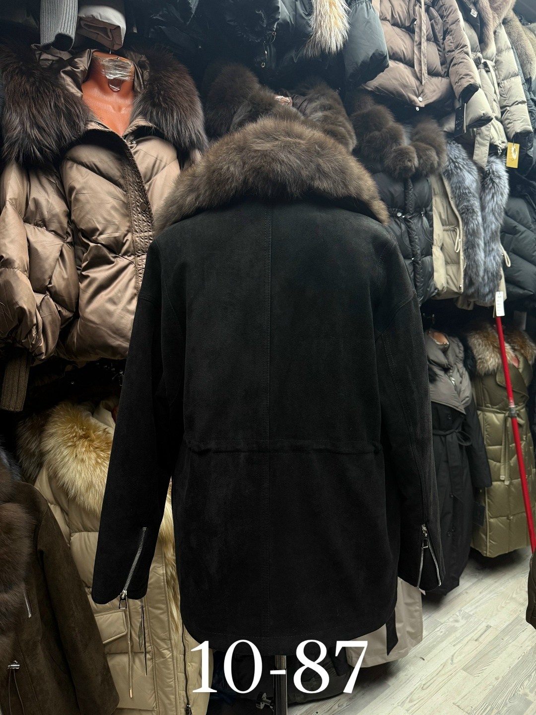 куртка кожаная с мехом,куртка с натуральным мехом,куртка натуральная кожа с натуральным мехом песца,куртка с мехом,кожаная куртка с мехом песца