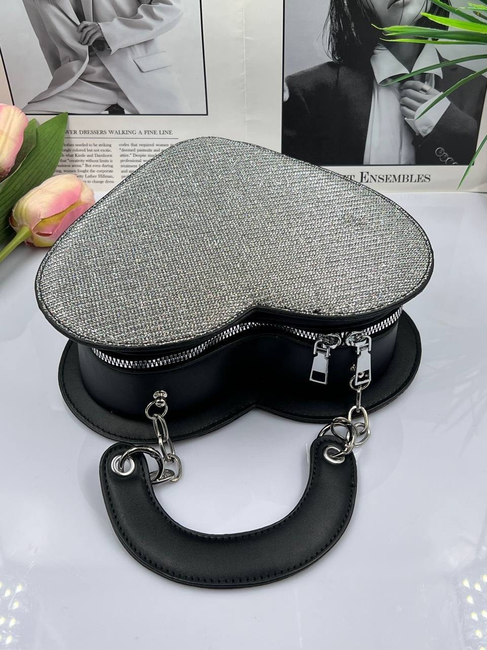 сумка сердце,сумка в форме сердца,сумочка,сумочка модная,модная сумка