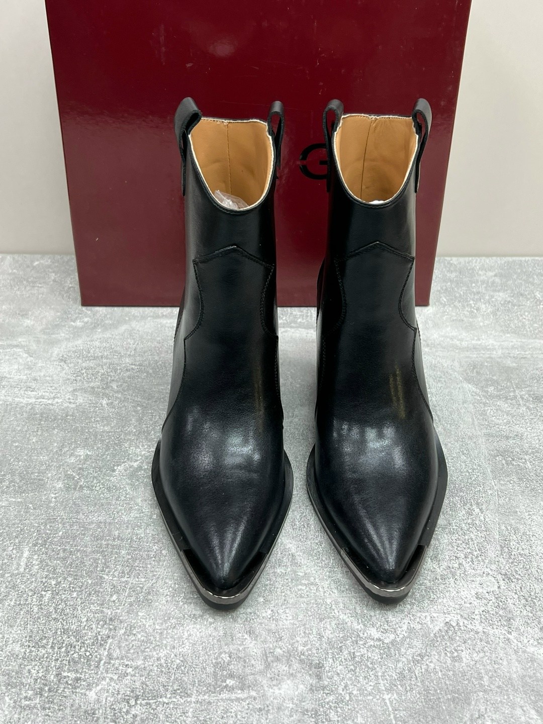 замшевые ботильоны,ботинки казаки замшевые,,замшевые казаки,ботильоны женские