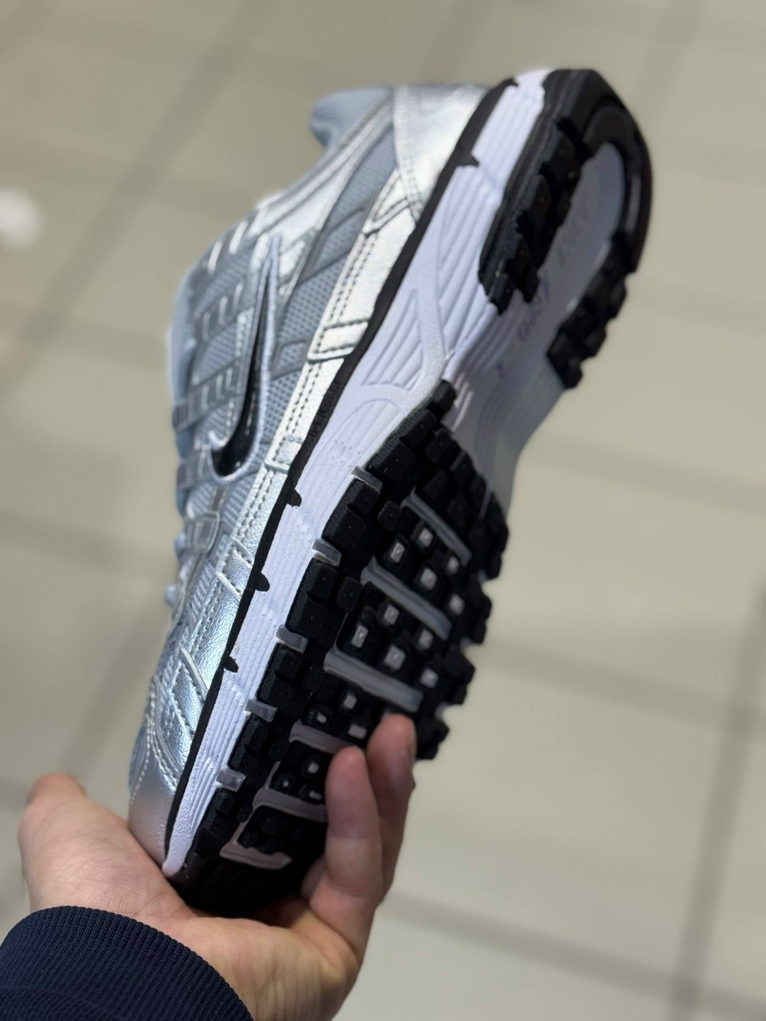 кроссовки nike p-6000,nike p-6000 metallic silver,кроссовки,кроссовок nike,найк п6000
