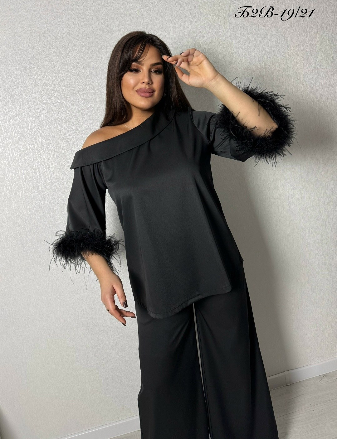 костюмы брючные,брючный костюм с перьями,костюмы женские брючные,костюм с перьями,шелковый брючный костюм вечерний