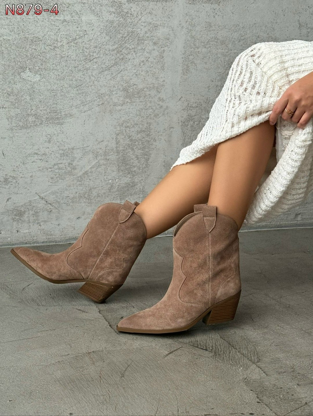 ,ботинки казаки замшевые демисезонные на каблуке коричневые,казаки замшевые эконика,ботильоны,казаки женские натуральная замша коричневый