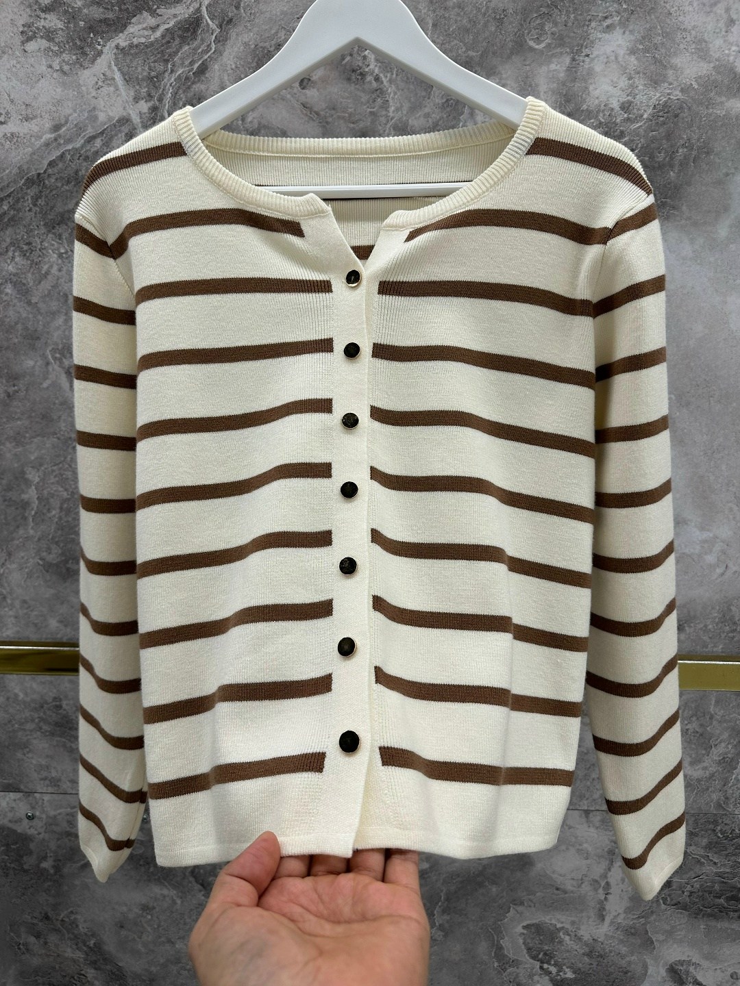 женский вязаный кардиган в полоску,женский трикотажный кардиган в полоску,кардиган в полоску,женский кардиган в полоску,кардиган