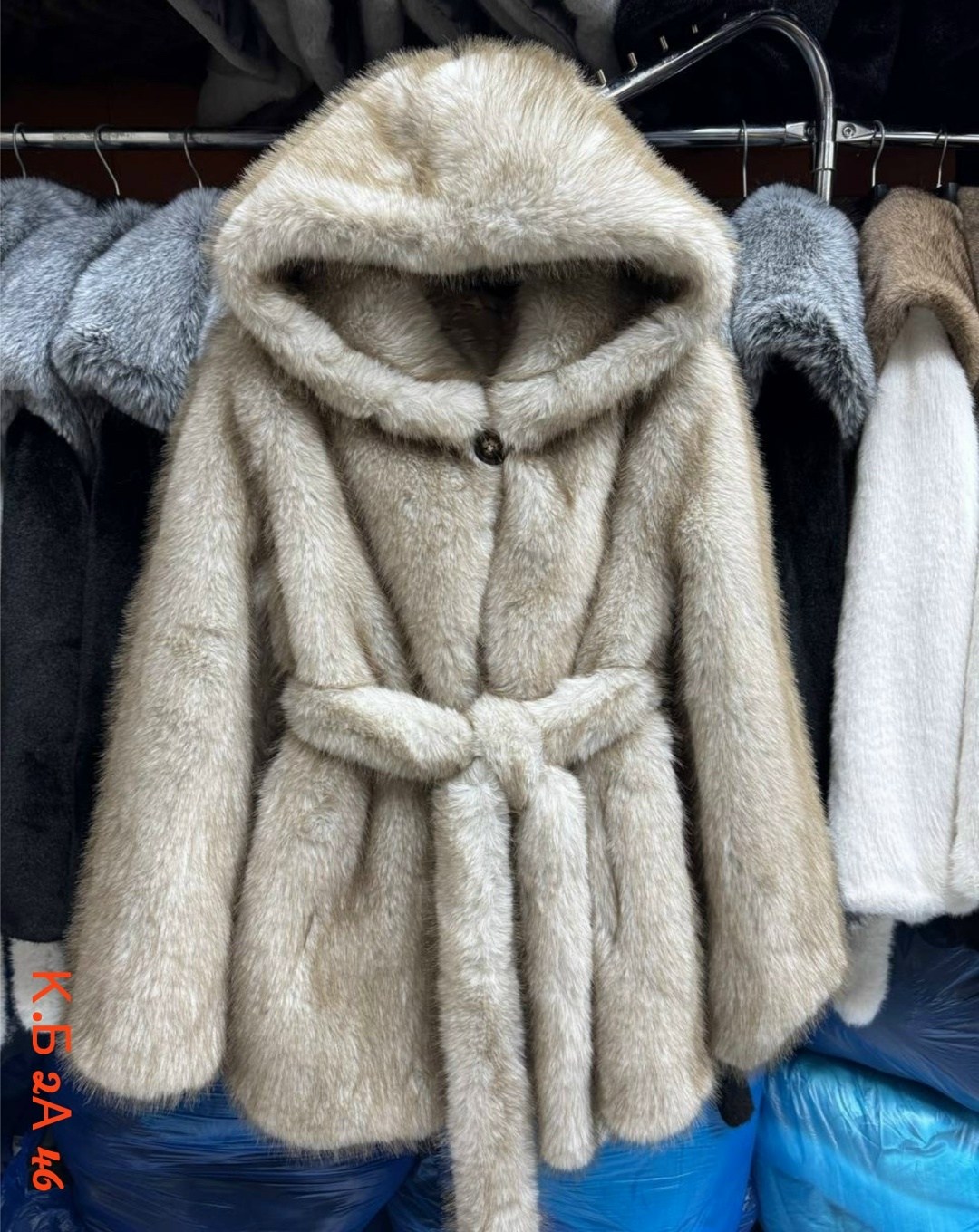 норковые шубы,норковая шуба с капюшоном,шуба из норки,шубка,шуба норка