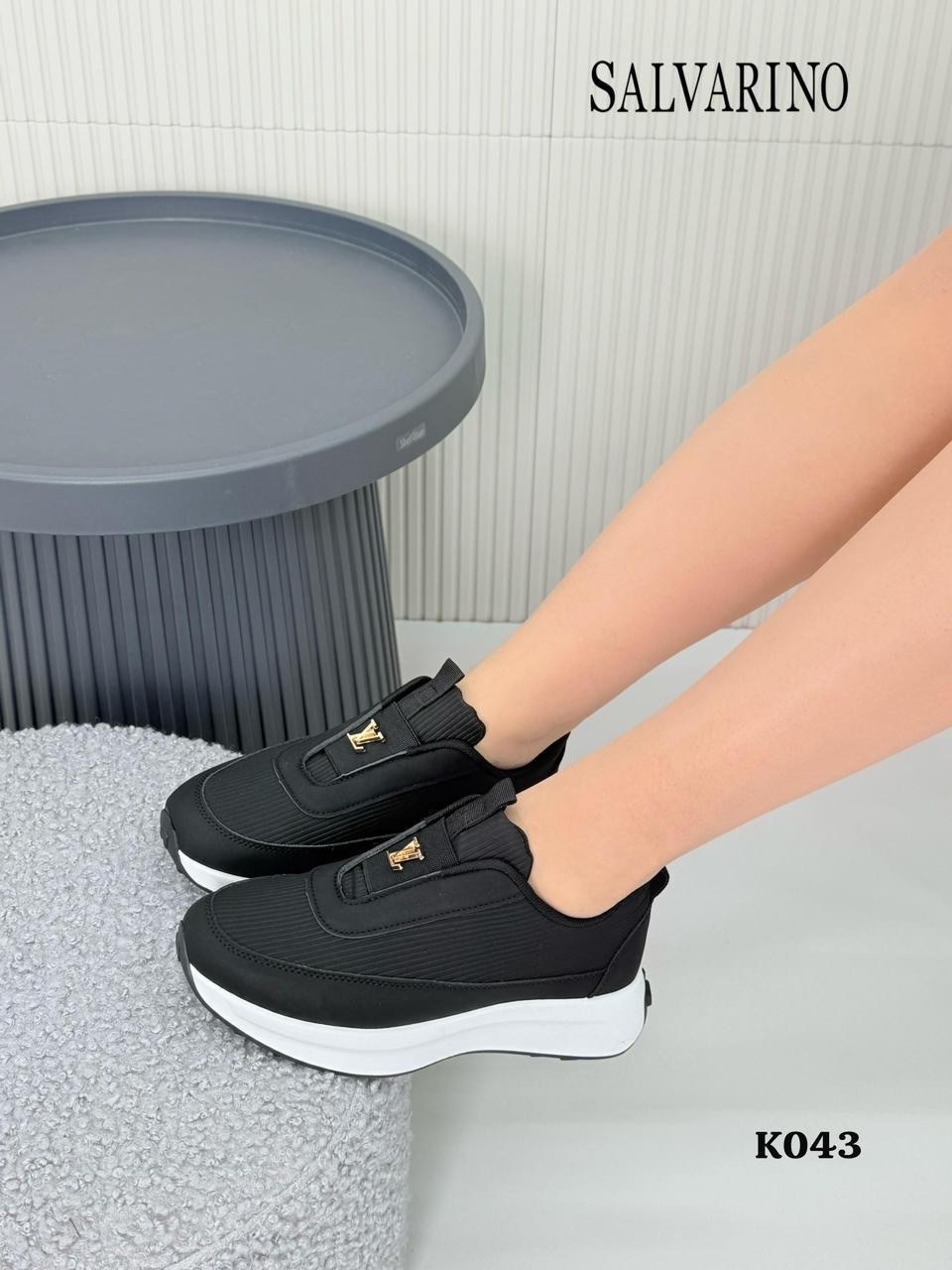 женские кроссовки,,спортивная ,повседневные кроссовки, женская