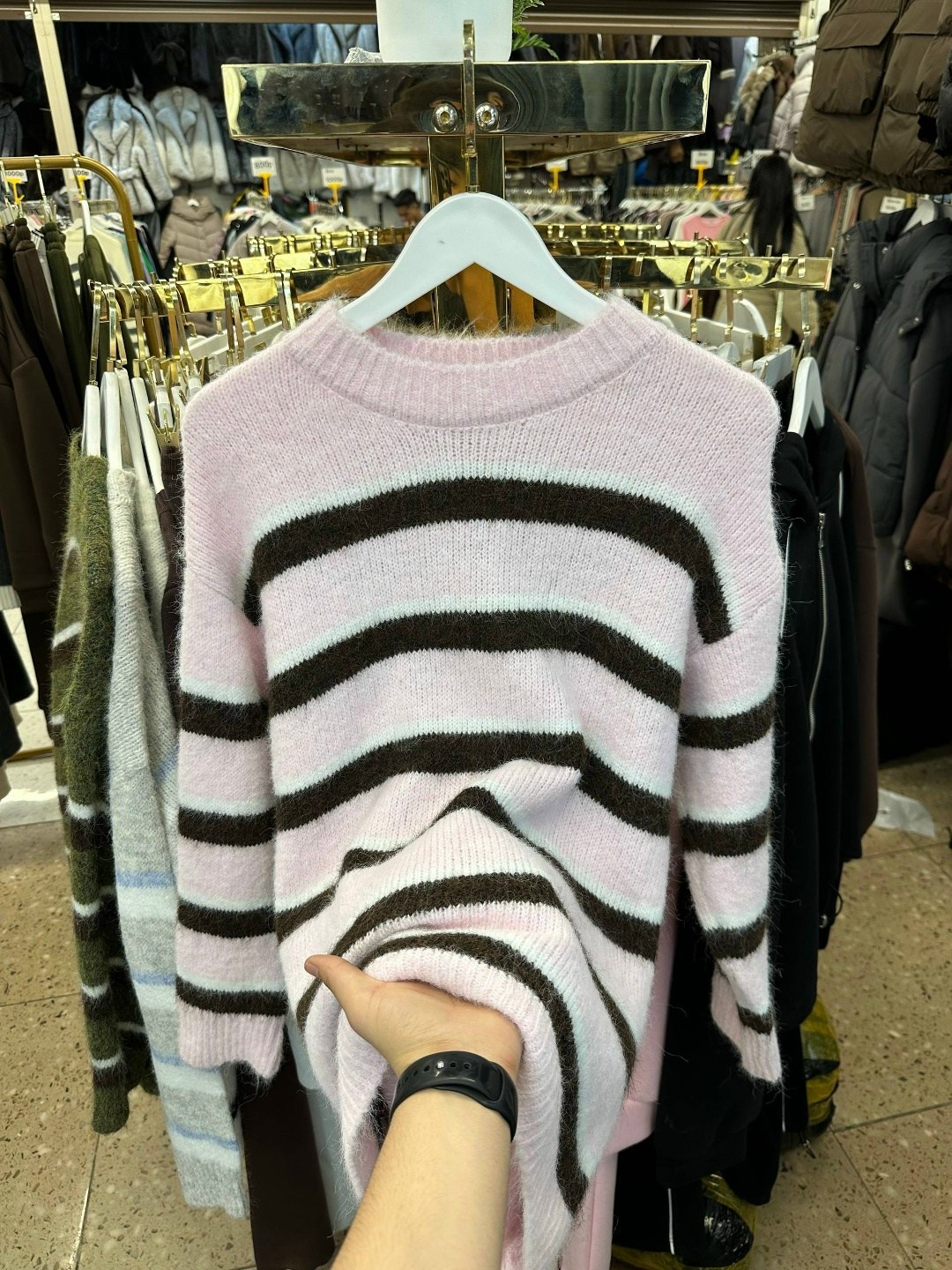 свитер,полосатый свитер,свитер джемпер,модные свитера,мохеровый вязаный свитер в полоску для мужчин и женщин