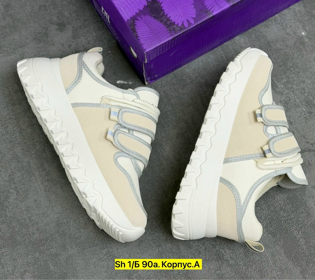 ,женские кроссовки,кроссовки,женская ,кроссовки модные