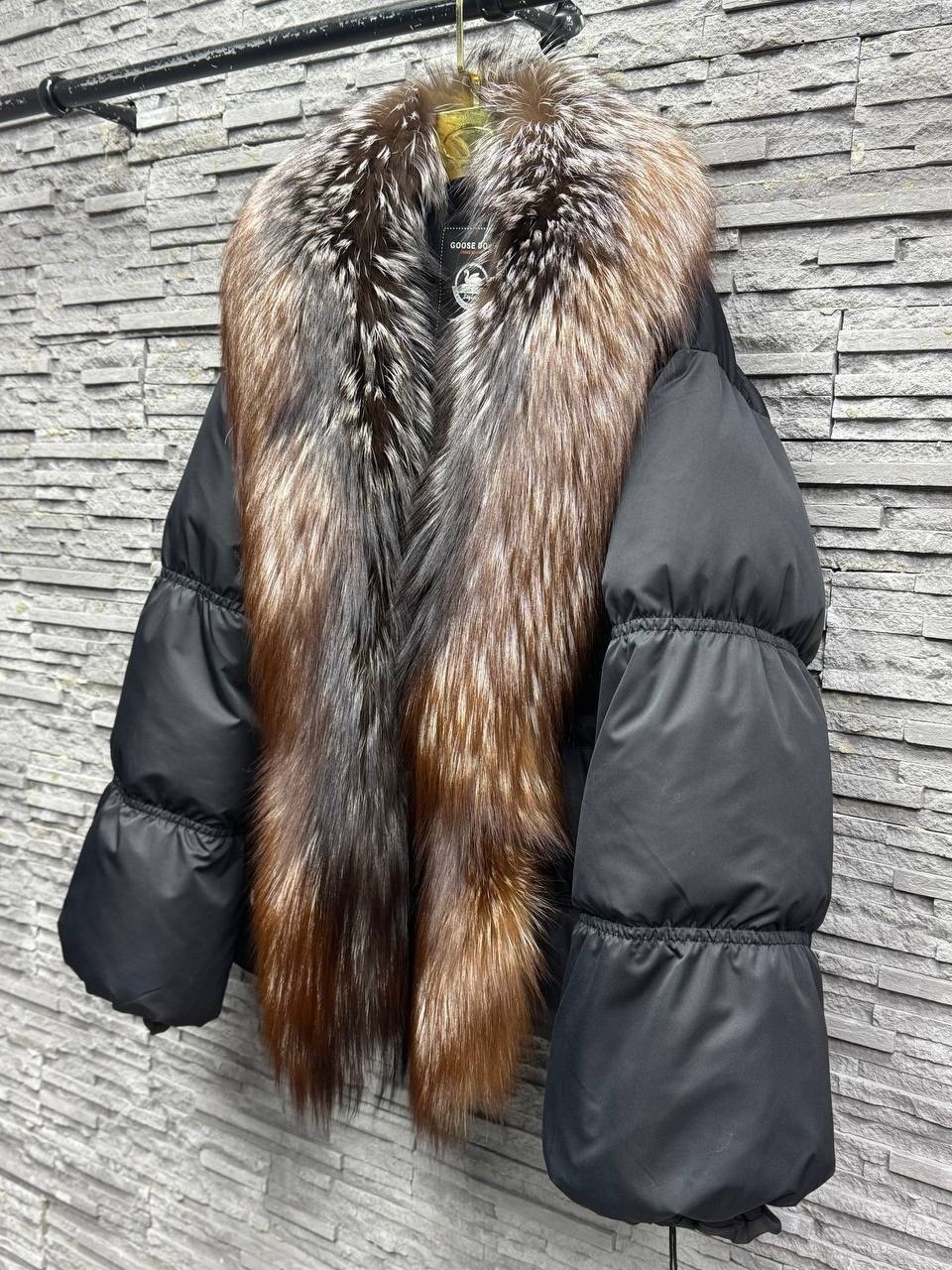 пуховик с натуральным мехом чернобурки,куртка - пуховик с мехом чернобурки city furs,пуховик с чернобуркой,пуховик с мехом чернобурой лисы,пуховик с натуральным мехом чернобурой лисы