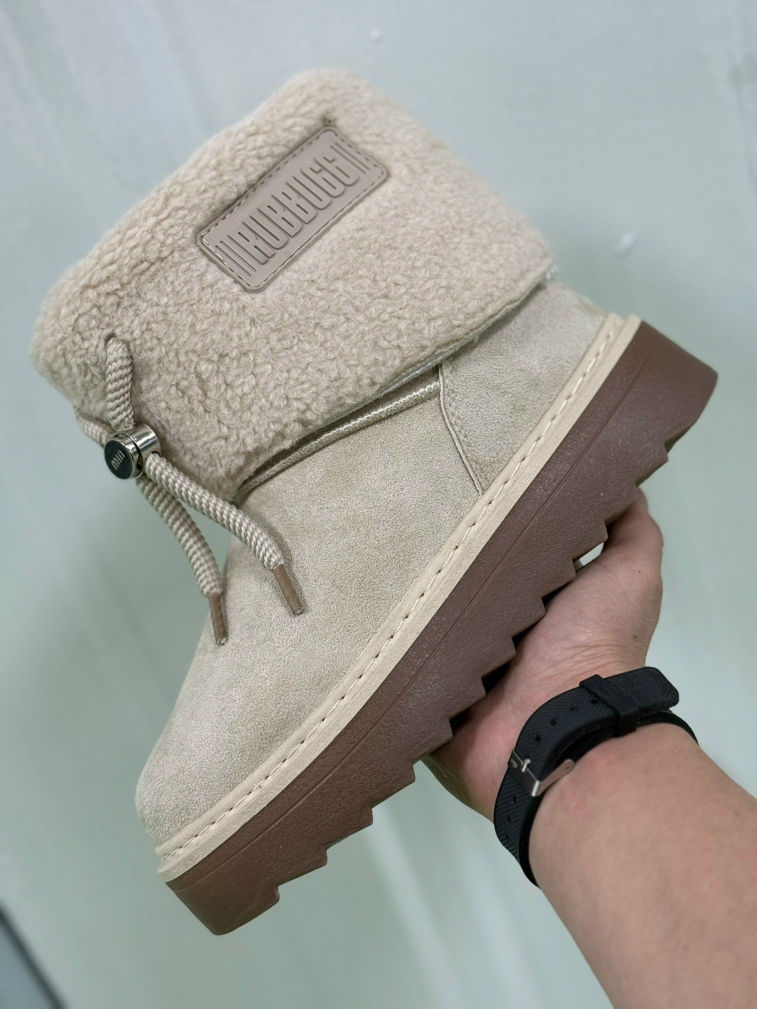 угги женские,женские зимние угги,,зимние женские ботинки,женские зимние натуральные угги