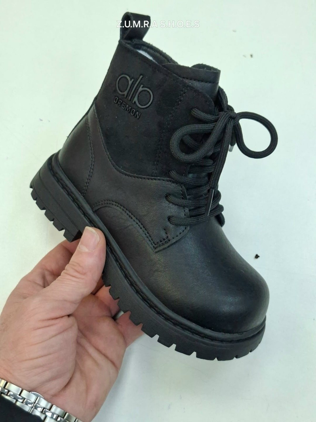 ,ботинки детские,ботинки,демисезонные ботинки, детская