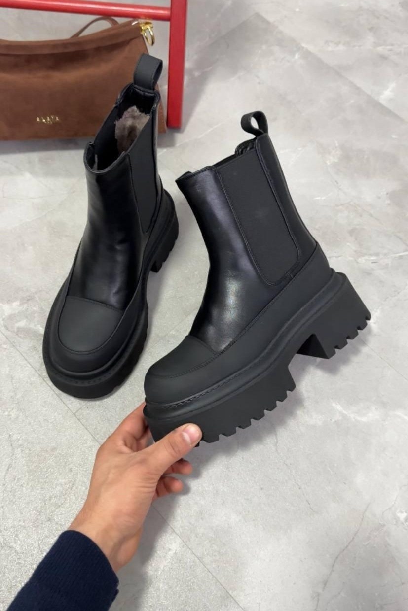 ,женские ботинки челси,ботинки челси прада,женские ботинки,ботинки стильные