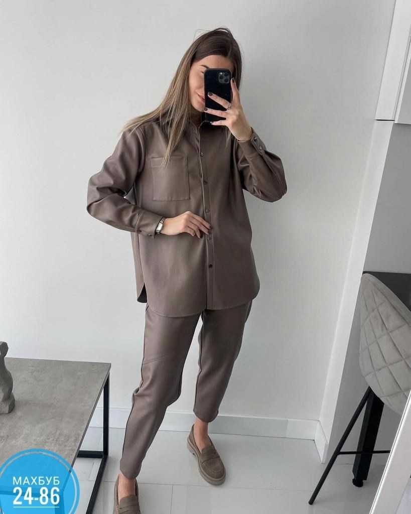 костюм из экокожи,костюм повседневный,брюки из экокожи женские,костюмы брючные,костюм экокожа