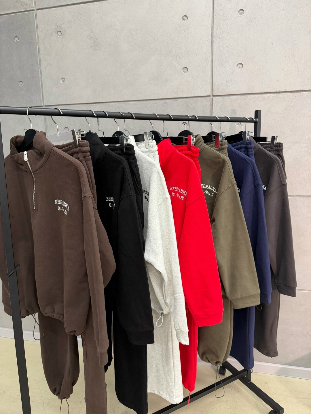 костюм с кофтой худи,спортивный костюм,костюм женский,спортивные костюмы женские,костюмы спортивные теплые