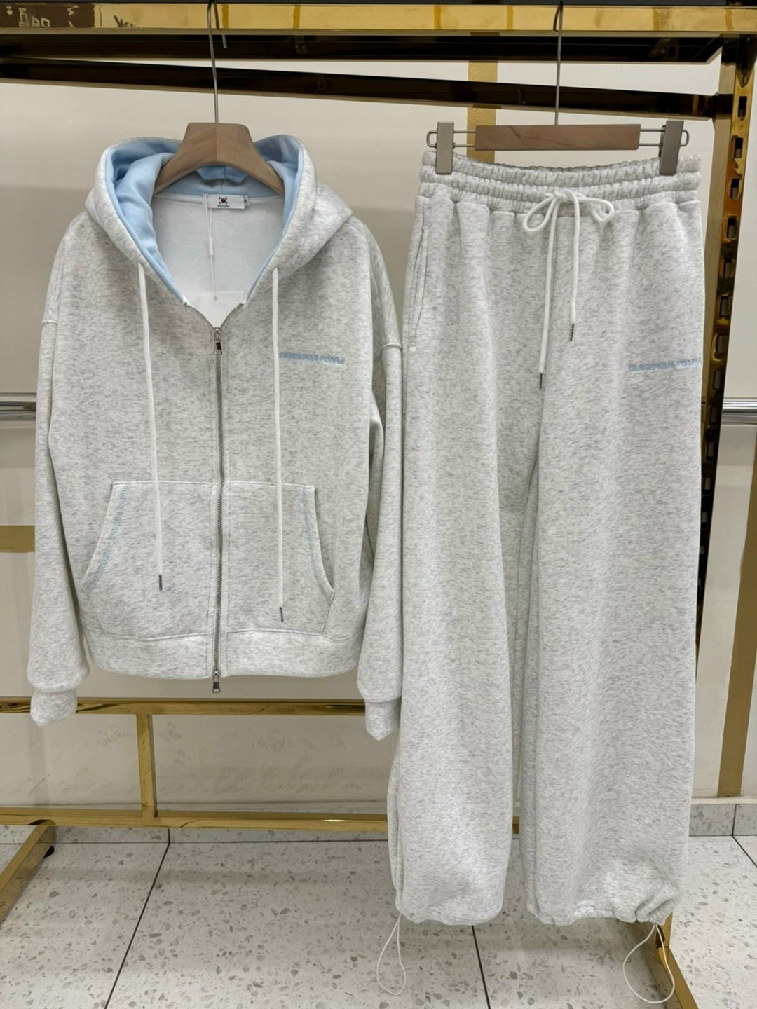 спортивный костюм brunello cucinelli,спортивные костюмы женские,спортивный костюм,loro piana спортивный костюм женский,толстовка с брюками