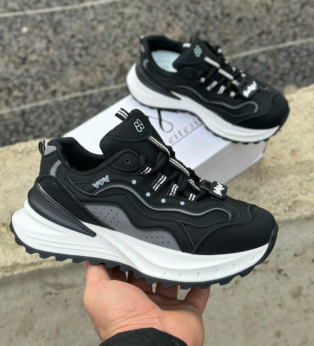 кроссовки,женские кроссовки, спортивная,повседневные кроссовки, повседневные