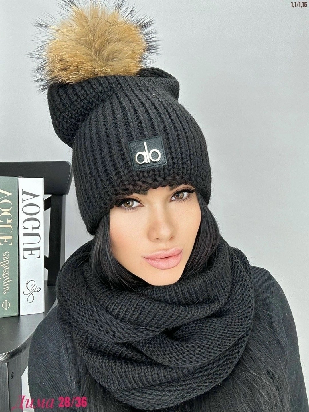 шапка зимняя с хомутом комплект,шапка женская комплект,комплект шапки,шапка женская зимняя вязаная,комплект шапка снуд женский