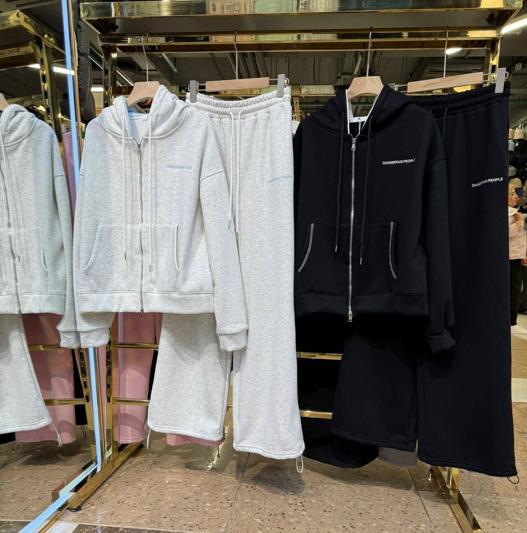 спортивный костюм brunello cucinelli,спортивные костюмы женские,спортивный костюм,loro piana спортивный костюм женский,толстовка с брюками