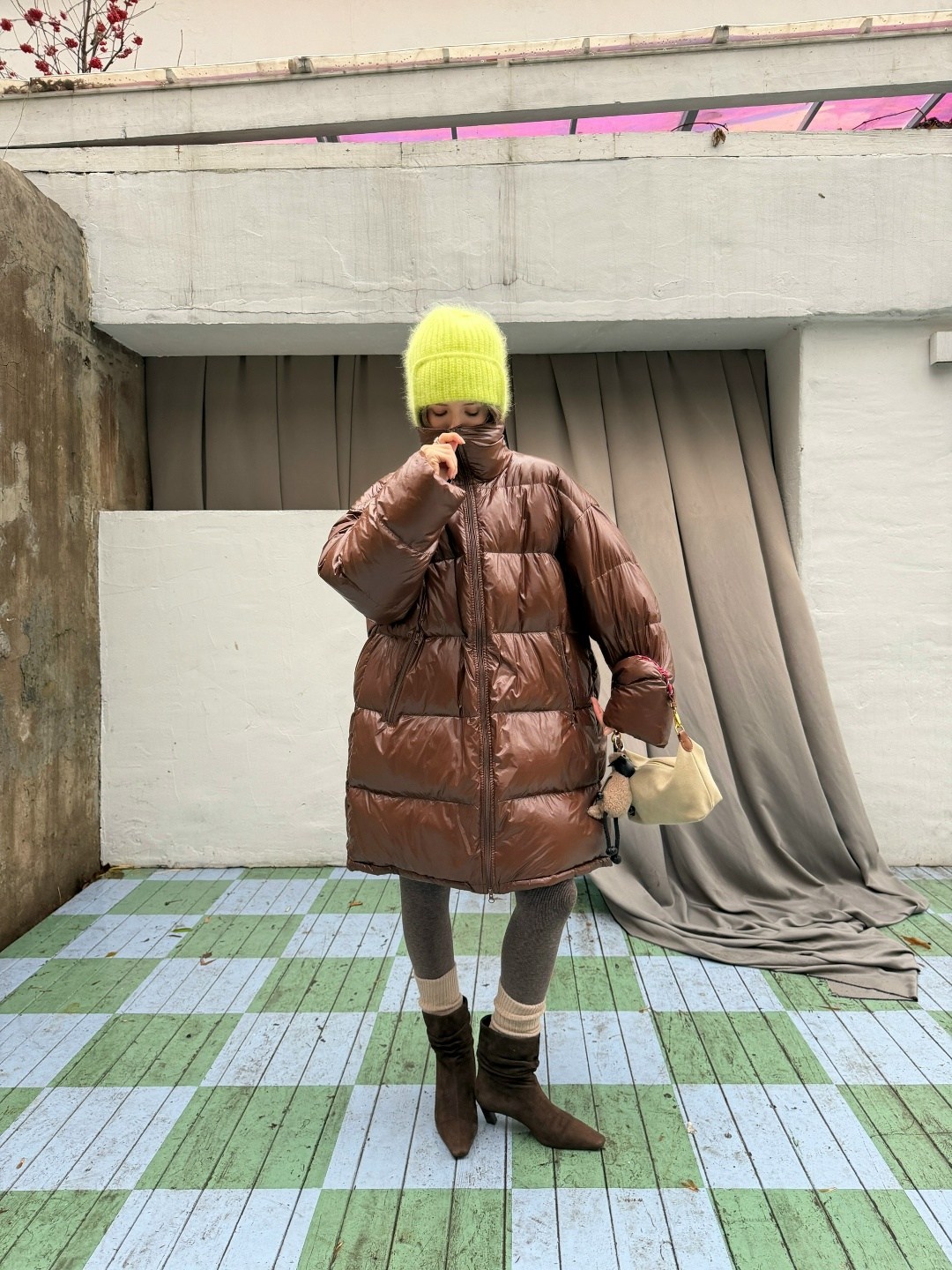 пуховик в стиле oversize,пуховик женский,пуховик,объемный пуховик,куртка оверсайз