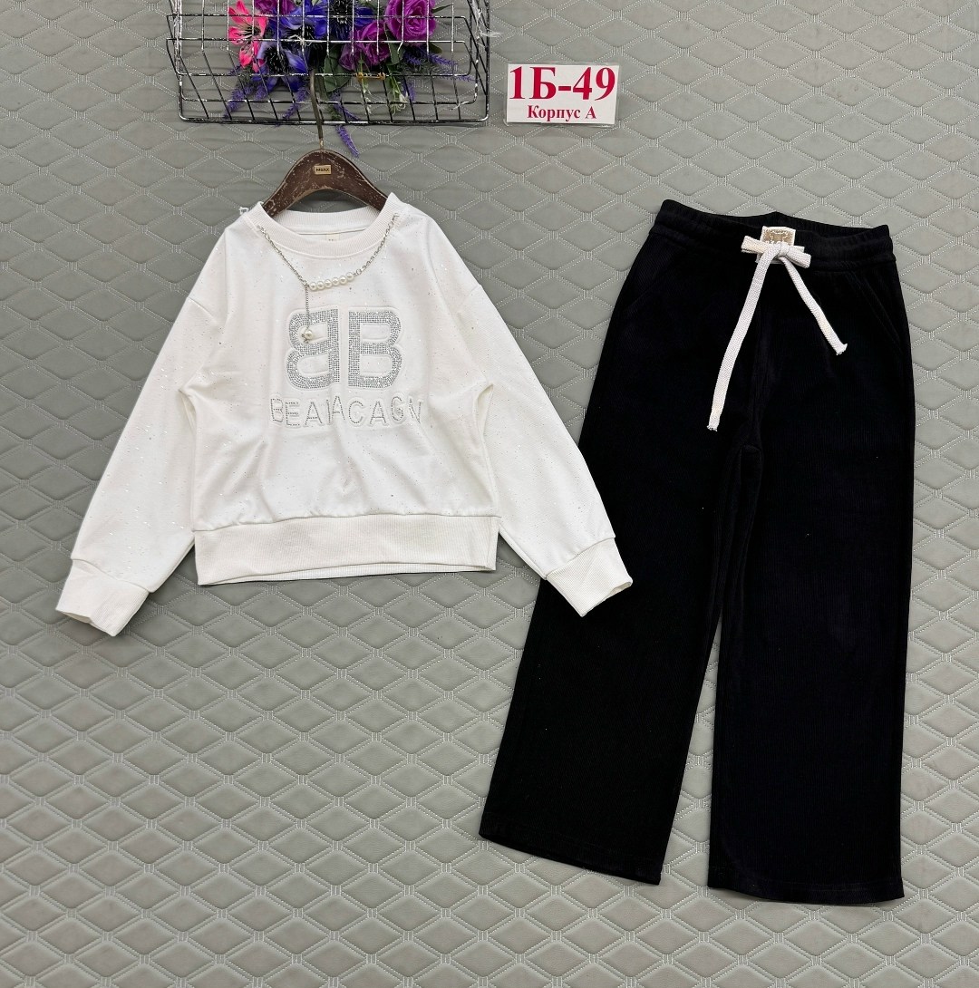 брюки светлые,брюки для девочек,брюки трикотажные,одежда для девочек,костюмы детские