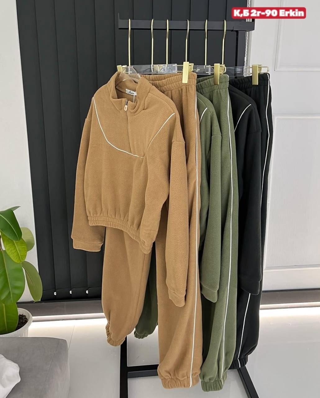 спортивный костюм теплый плюшевый,спортивные костюмы теплые,женский теплый спортивный костюм,спортивный костюм женский на флисе,женские костюмы на флисе