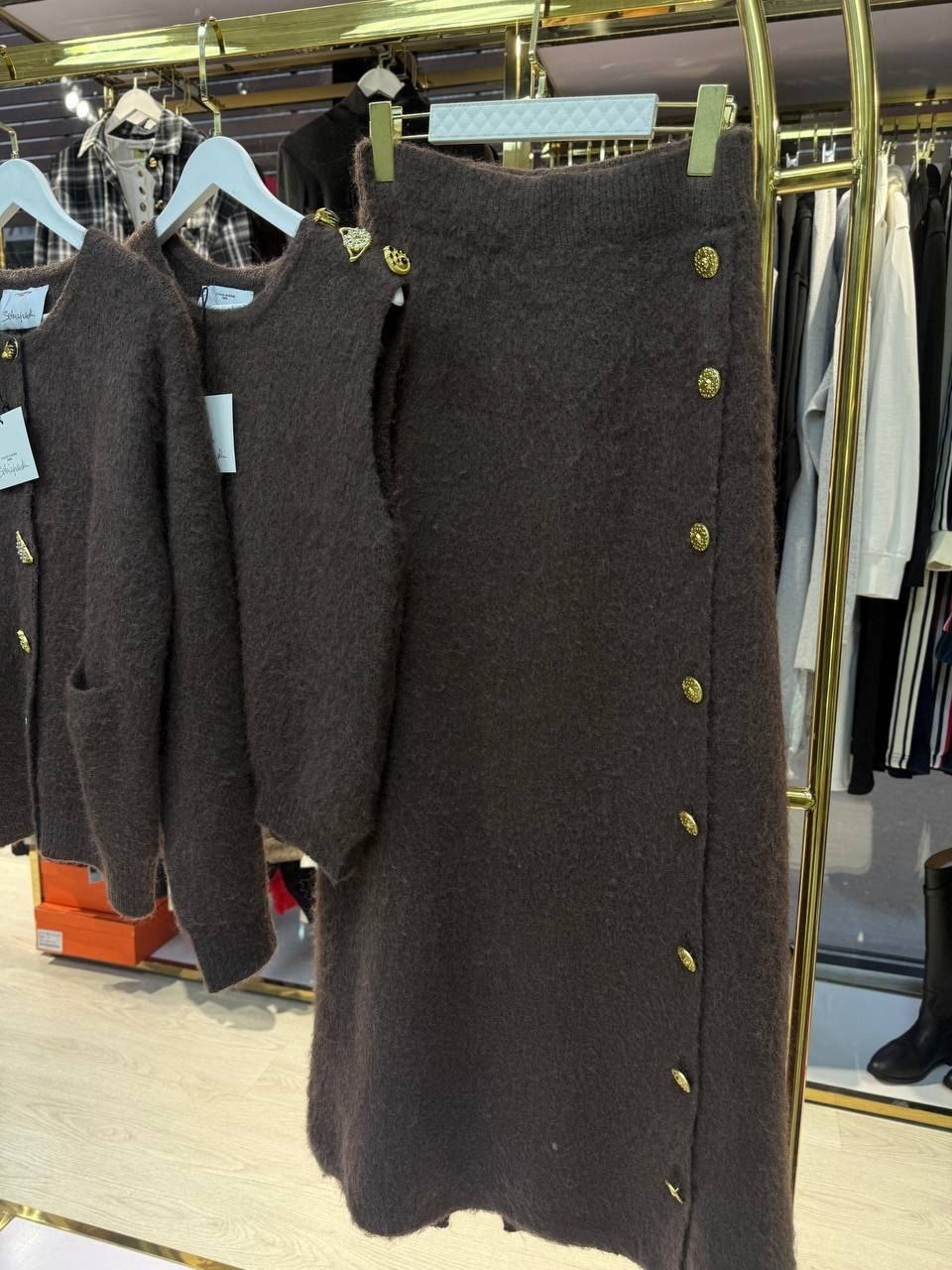 жилетка вязаная,жилет вязаный,безрукавка вязаная,вязаный жилет теплый,женский вязаный жилет