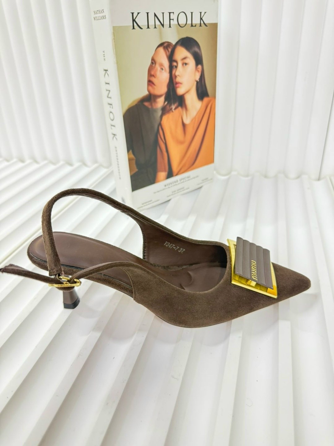 ,туфли yves saint laurent,женские туфли лодочки,босоножки стильные,туфли фенди