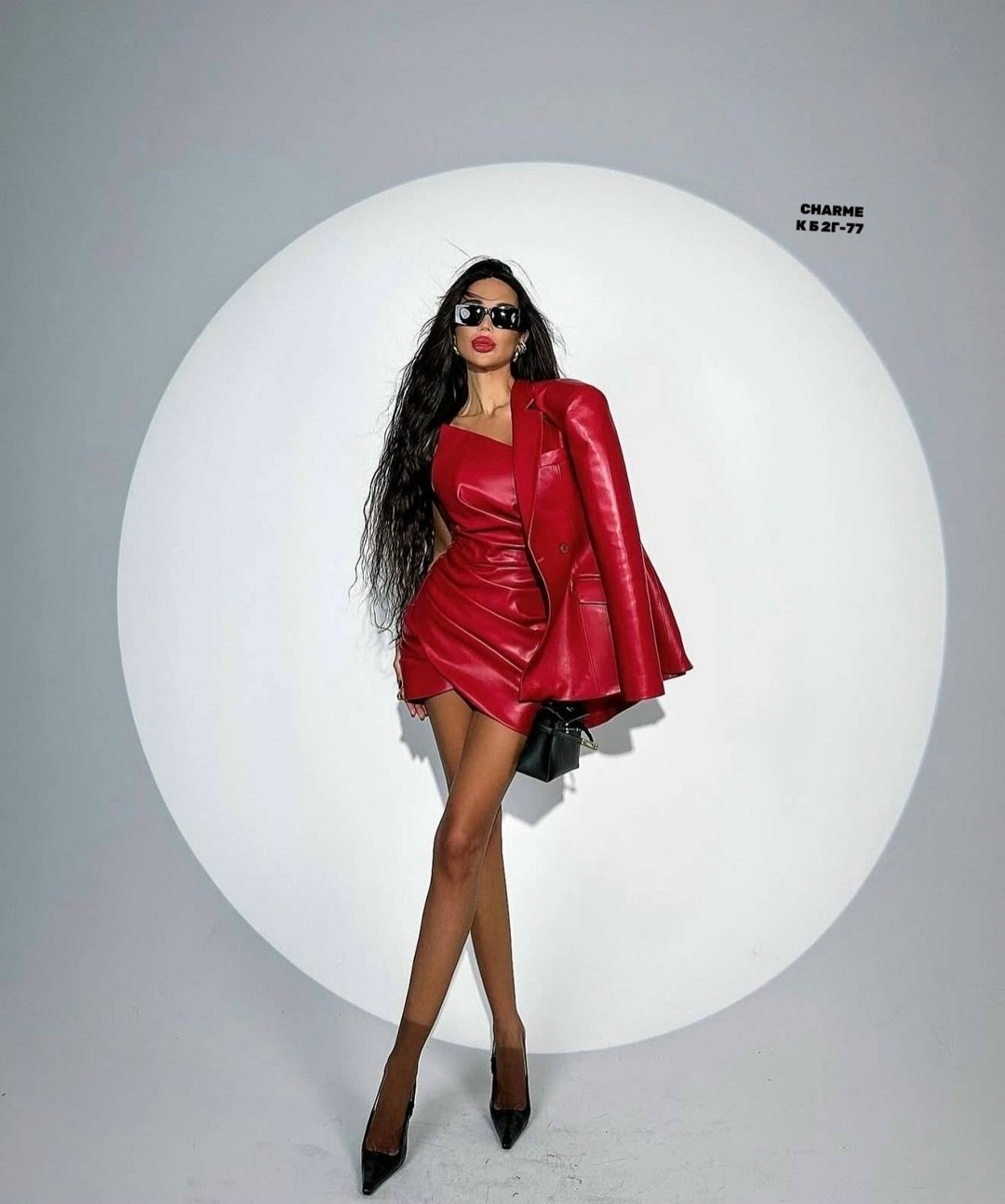 пиджак из экокожи,жакет приталенный из экокожи,мода стиль,пиджак кожаный женский