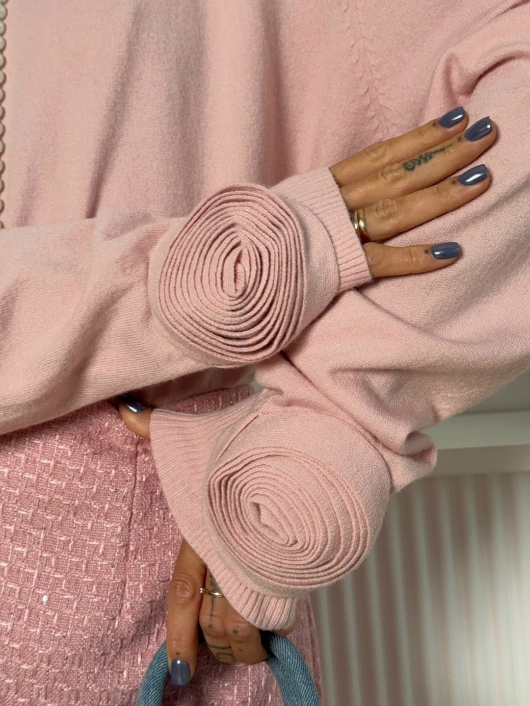 свитер модный,розовый свитер,женский свитер,свитшот женская,джемпер модный