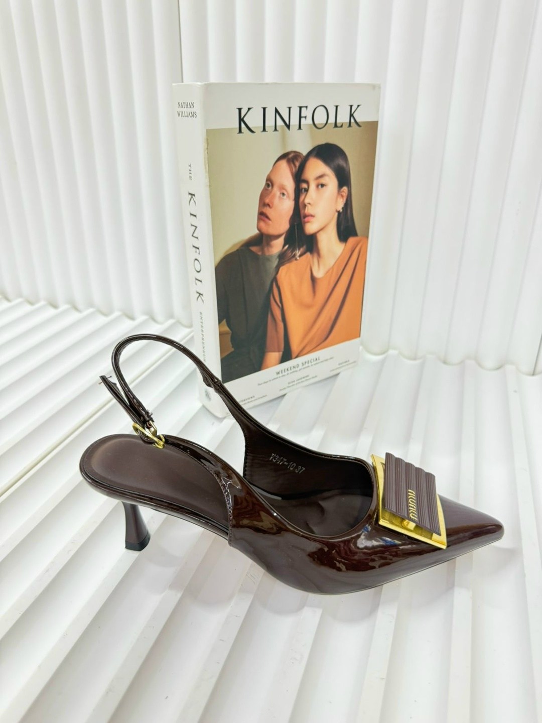 ,туфли yves saint laurent,женские туфли лодочки,босоножки стильные,туфли фенди