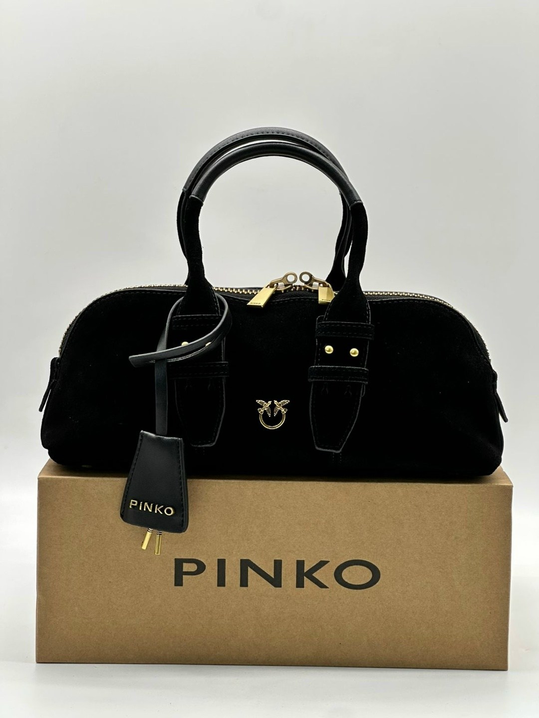 замшевая сумка miu miu aventure,сумка замшевая pinko,женская сумка pinko,сумка замшевая,сумка женская miu miu замш