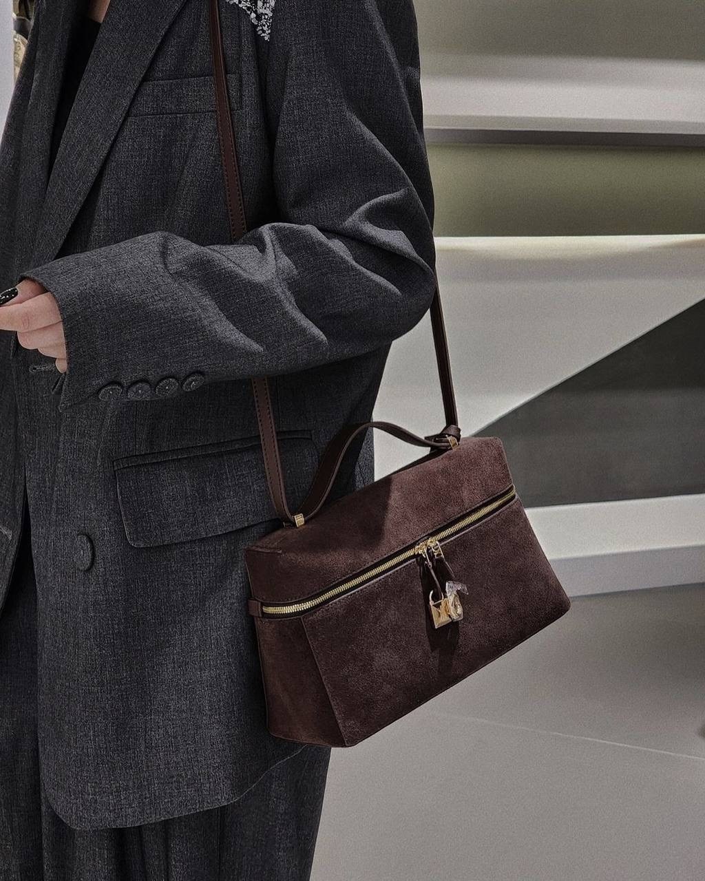 сумка замшевая,сумка из натуральной замши,женская сумка замшевая,сумка из замши,замшевая коричневая сумка