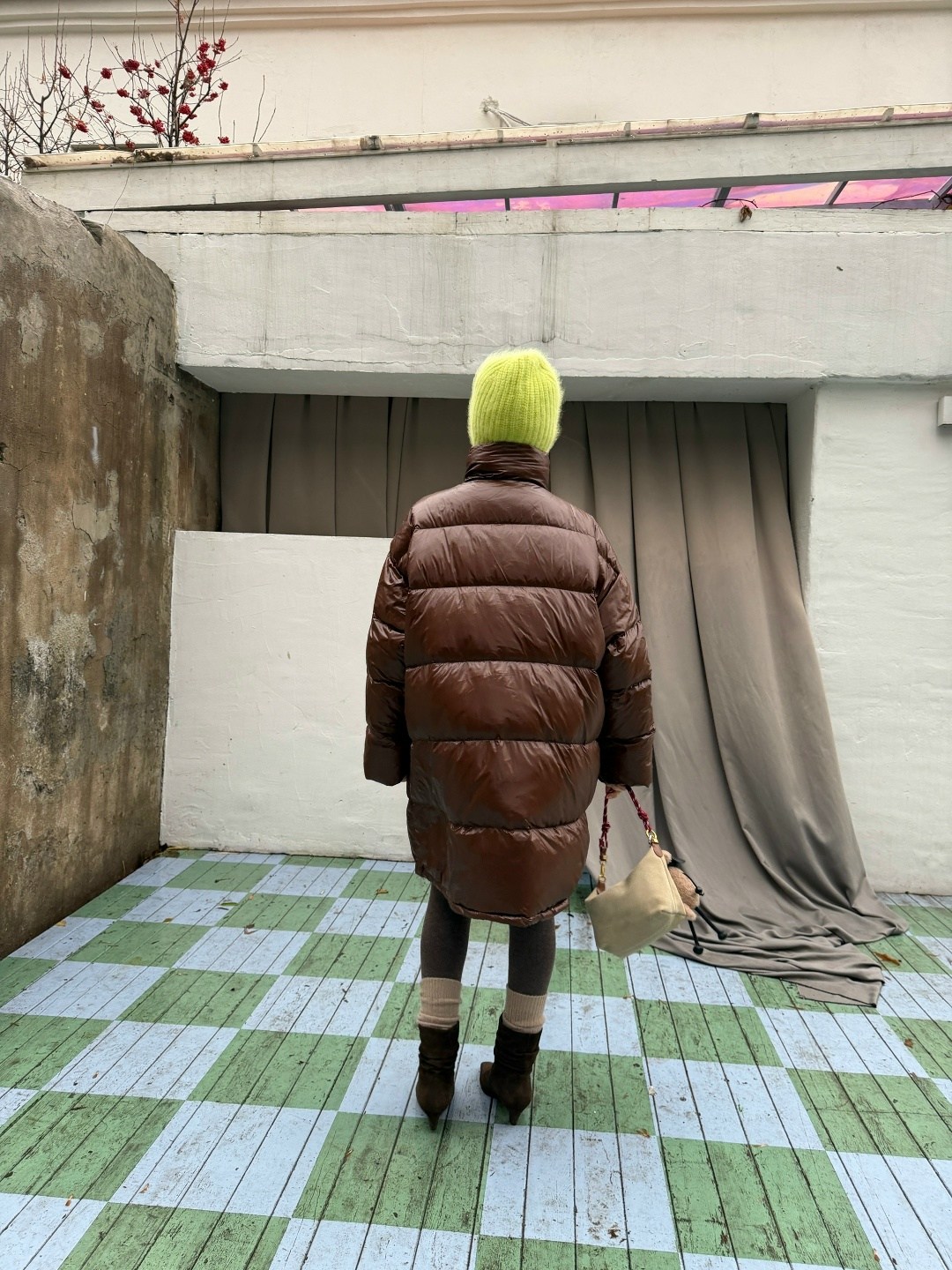 пуховик в стиле oversize,пуховик женский,пуховик,объемный пуховик,куртка оверсайз