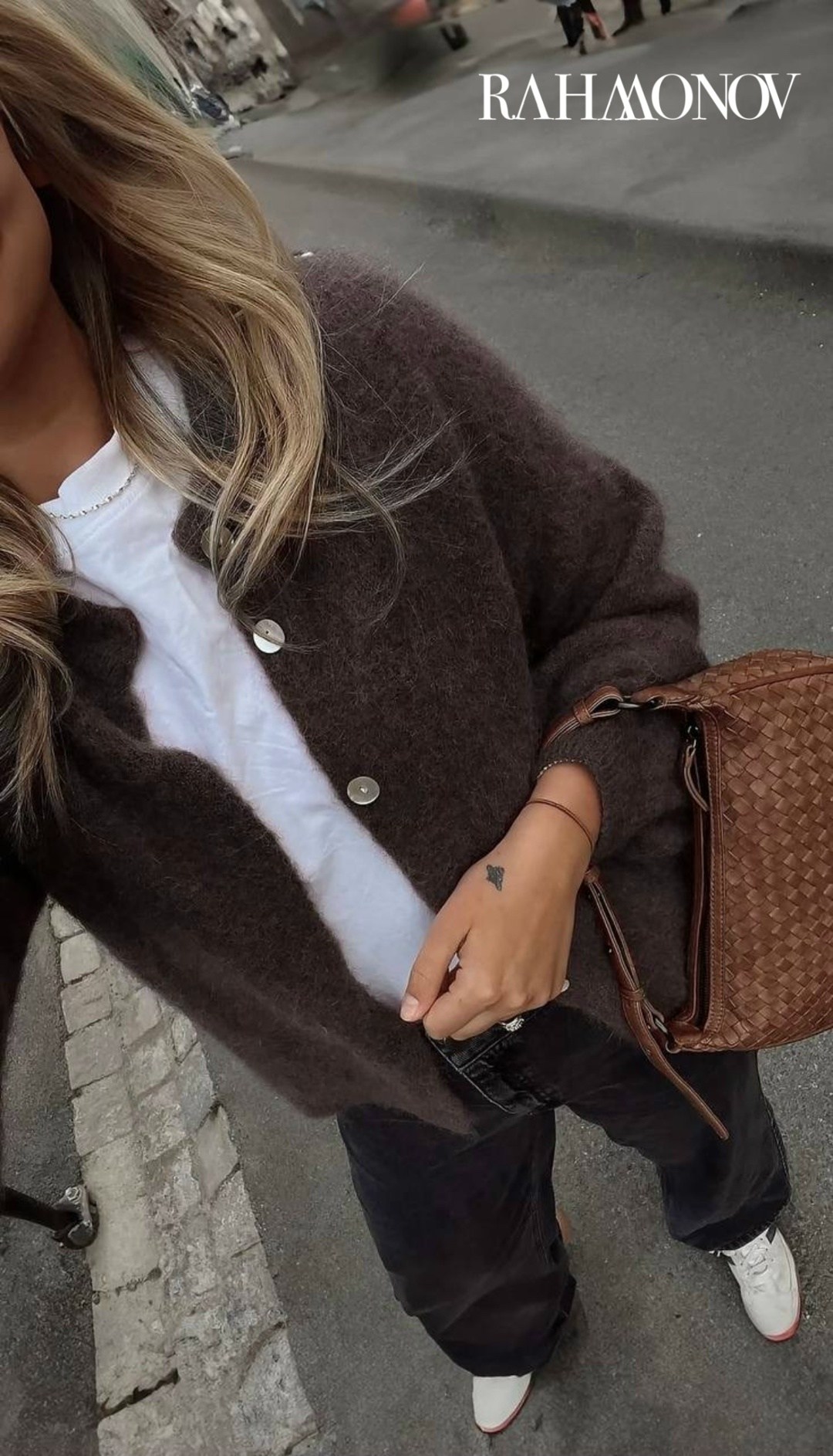 кардиган с круглым вырезом,вязаный кардиган,женские кардиганы,кашемировый кардиган,кардиган на пуговицах