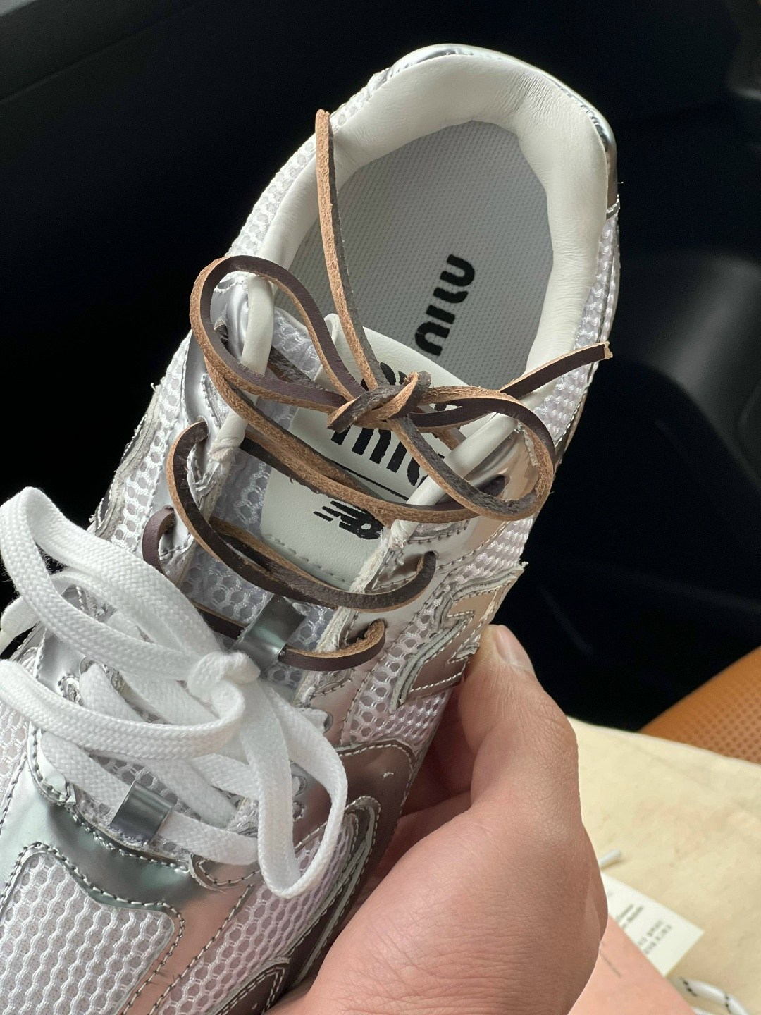 кроссовки new balance,кроссовки,серебряные кроссовки,кроссовки miu,женские кроссовки new balance