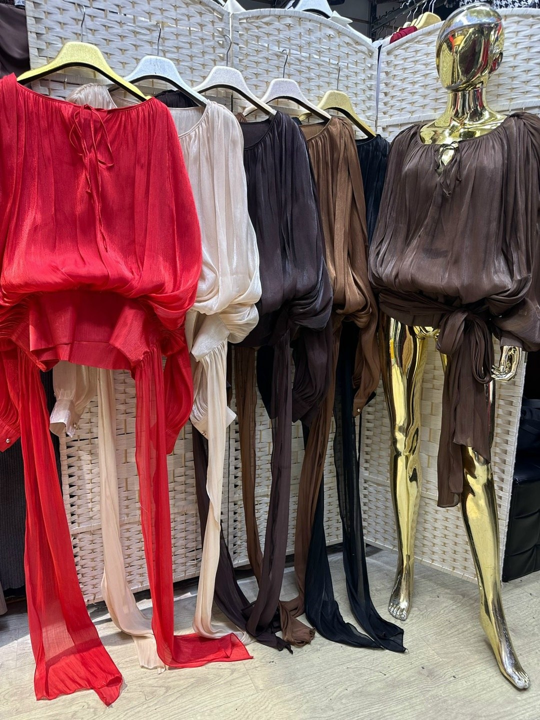 женские кардиганы,блузка бежевая,кардиган,платье кардиган,женская блузка