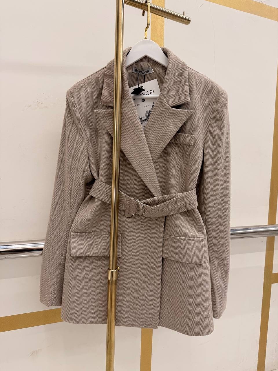 пальто сен лоран,пальто женское серое,серое пальто,элегантные пальто,костюм с юбкой