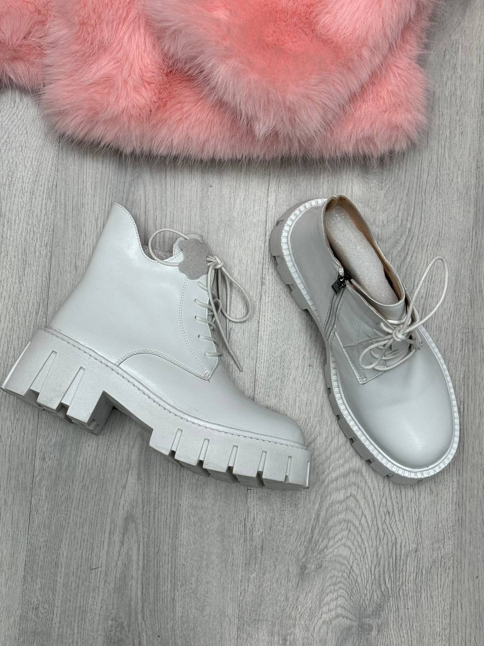 ботинки женские,модные белые ботинки женские,белые женские ботинки,белые ботинки,