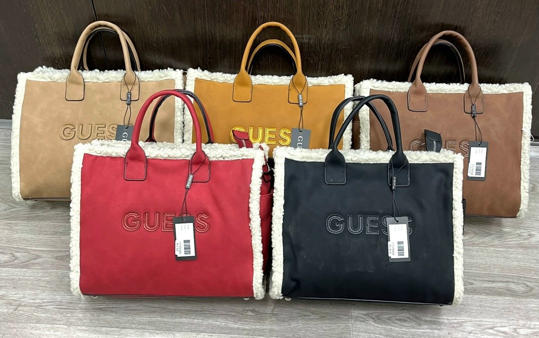 сумка guess 34-26 замшевая brend ru,сумка женская guess,сумка guess,сумка-тоут guess silvana compartment светло-коричневая,guess сумка тоут