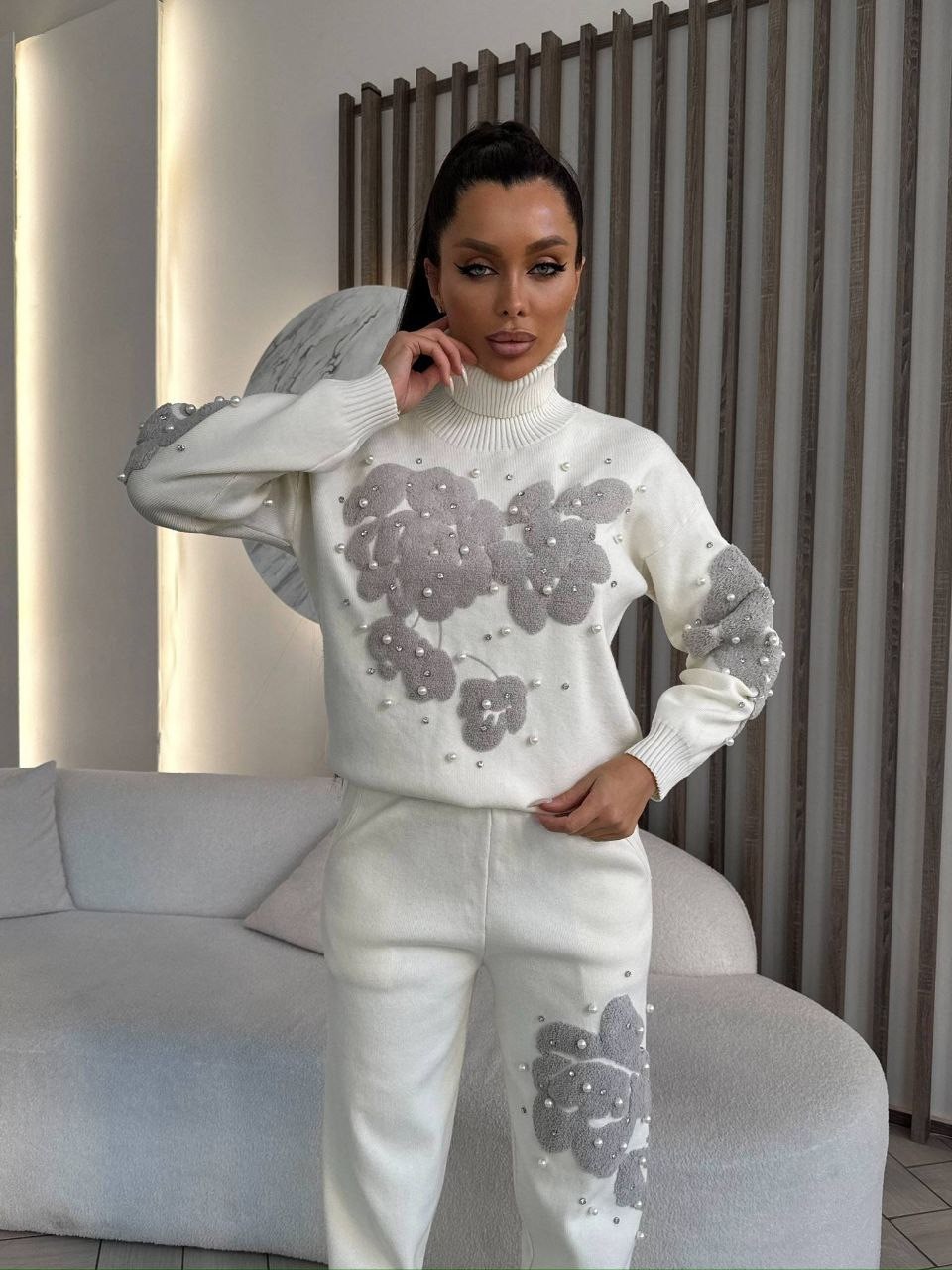 трикотажный костюм женский,трикотажные костюмы,белый трикотажный костюм,вязаный костюм,костюм женский вязаный