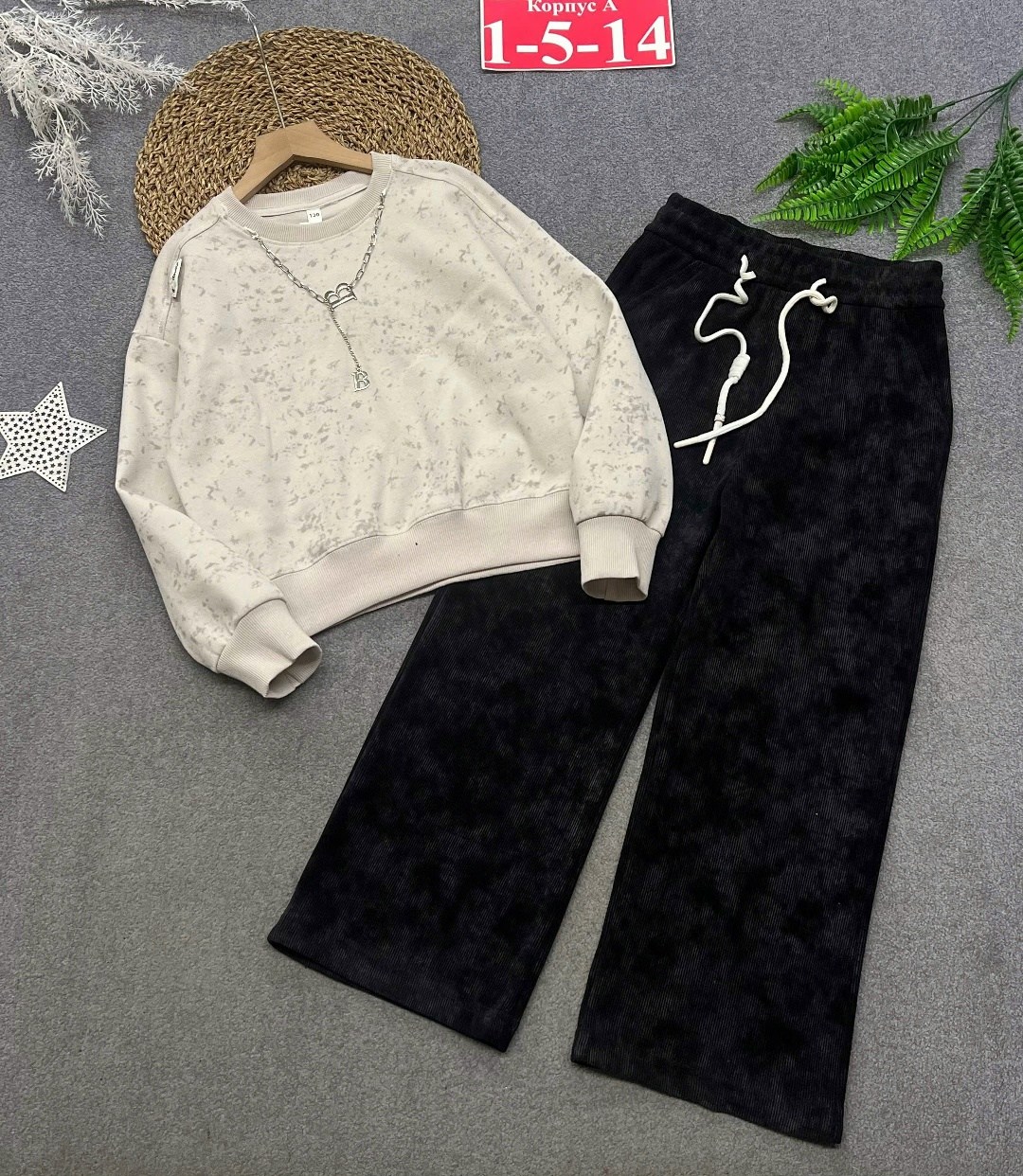 костюм с брюками,брюки для девочек,костюм велюровый,спортивные костюмы для девочек,велюровый костюм для девочки